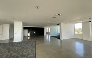 lease office space in Beverly Hills, CA