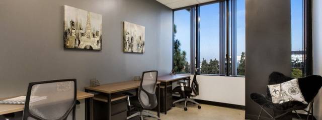commercial Property Space Commerce, California