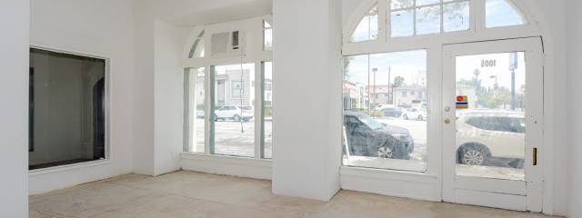 Commercial space for lease Glendale