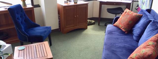 Furnished and ready to work in!