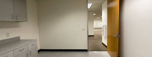 rent office space in Glendale, CA